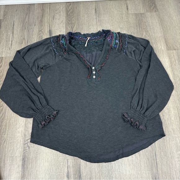 Free People Siesta Fiesta Embroidered Crochet Top Long Sleeve Boho Medium Gray - Picture 2 of 7